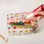 Túi đựng mỹ phẩm chống nước FAVORITEGOODS, Túi đựng mỹ phẩm trong suốt chất liệu PVC dung tích lớn, in hình anh đào dễ thương in hình con bướm Thiết kế trong suốt Túi đựng mỹ phẩm du lịch Sử dụng du lịch