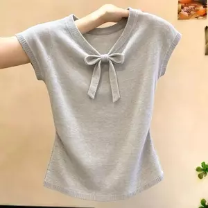 Áo thun mỏng hơn cổ chữ v Nơ sang trọng Ice Silk dành cho nữ Slim-fit Slimmer Look