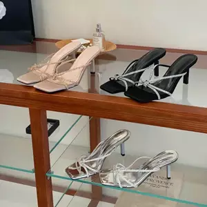 TT 2026 Phong Cách Mới Da Thật Chính Hãng Flip-Flops Có Váy Nữ Tất Cả Trận Đấu Cao Gót Phù Hợp Với Trượt Tuyết