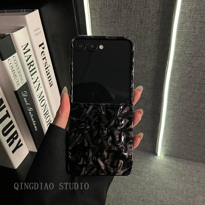 Thích hợp cho Samsung Galaxy ZFlip7 Z Flip6 Vỏ điện thoại mạ điện xếp li màu đen gấp vỏ cứng có cho Z Flip 7 6 5 4 3 5G vỏ bảo vệ