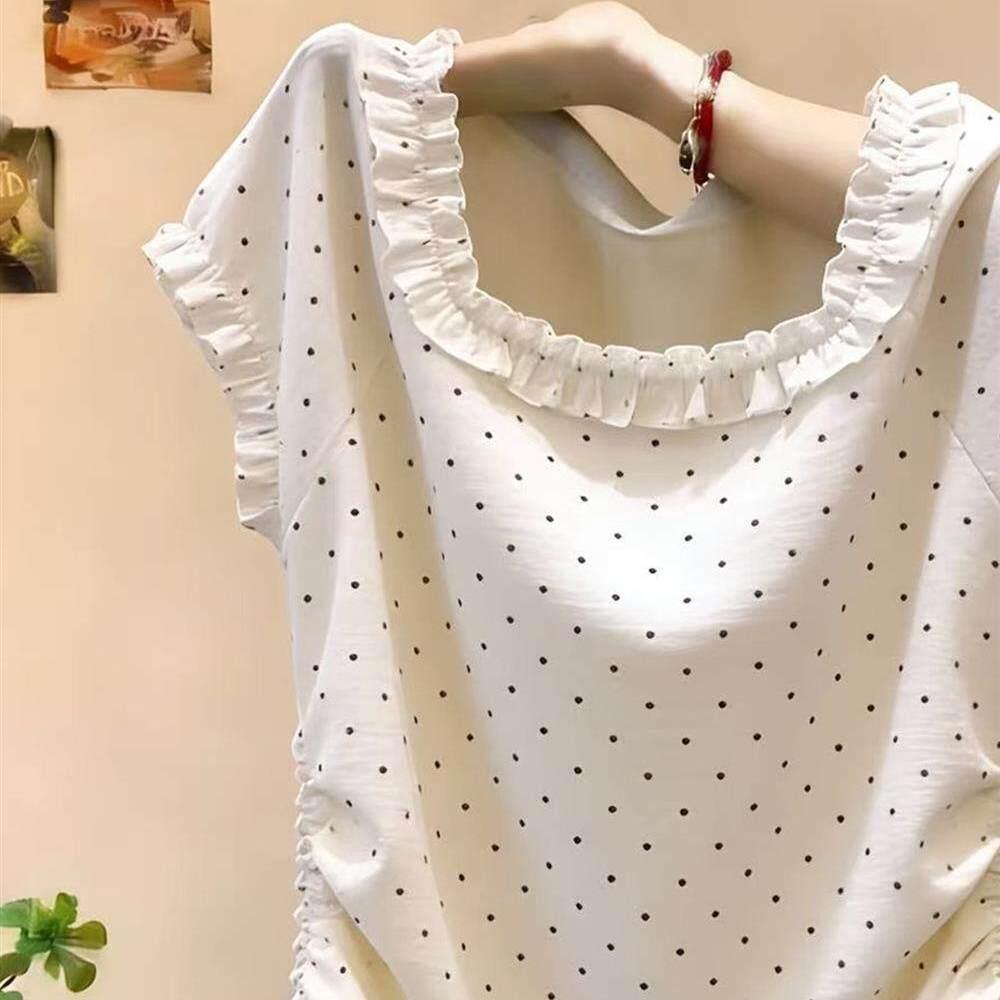 Áo thun ngắn tay màu trắng chấm bi phong cách ngọt ngào, trendy như hot girl