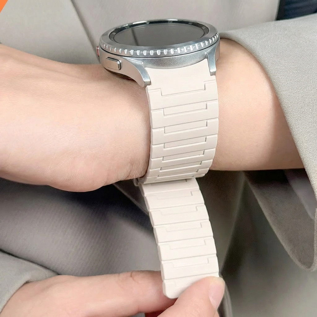 Dây đeo silicon từ tính cho Samsung Watch 7 6 5 4 44mm 40mm / 5 Pro 45mm 4 / 6Classic không có khoảng trống vòng đeo tay