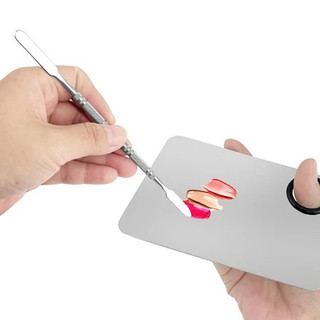 Khay Trộn Kem Nền Kèm Spatula – Dụng Cụ Make-up Chuyên Nghiệp