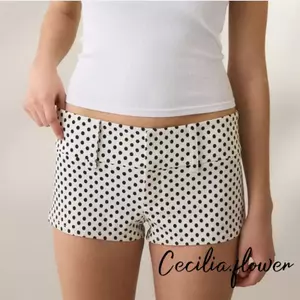 Quần short Mini mùa hè dành cho nữ in chấm / sọc thấp đi chơi quần short siêu nhỏ