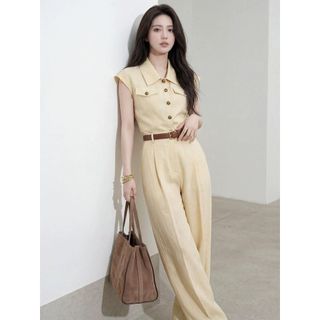 Set Áo Kiểu Cổ Sơ Mi Sát Nách Mix Quần Ống Suông (Không kèm thắt lưng) HB.STUDIO S132