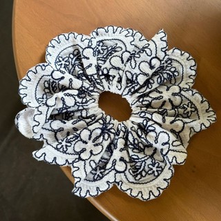 Kovoi Scrunchy Dây Buộc Tóc Cao Cấp Màu Xanh Thêu Hoa, Phong Cách Dân Tộc Mới Lạ