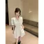 Mùa hè 2026 Niche Phong cách chống va chạm Mặc áo sơ mi Đầm cổ điển Dụng cụ cổ áo polo Dây rút eo hẹp