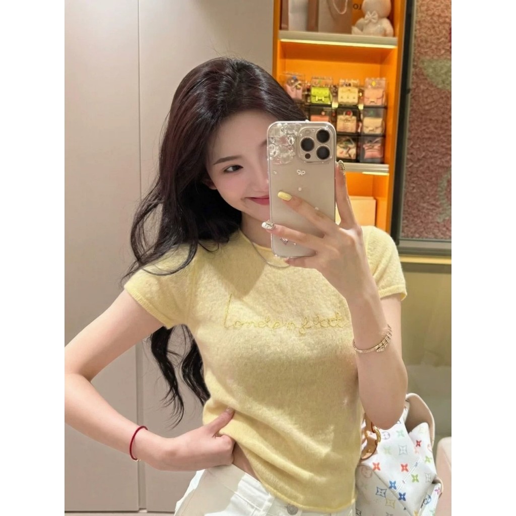 SUXI Áo thun ngắn tay chữ màu trơn nhẹ nhàng dành cho nữ mùa hè mới 260506