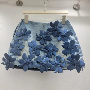 Thời Trang Niche Phong Cách Phương Tây Denim Hoa Thiết Kế Váy Mùa Hè Cao Cấp Ôm Hơn Nhìn Chữ a Chống chói Váy Ngắn Nữ