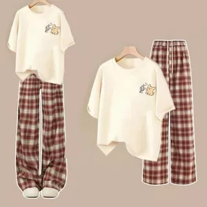Bộ quần kẻ caro đỏ dài + và áo phông Trendy in ng ự c chữ FUN FUN- CHANG3158