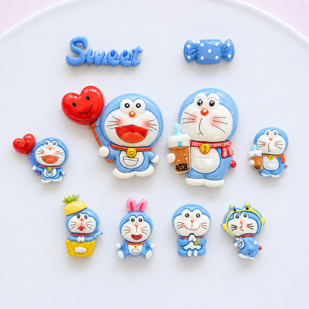 Set Charm Doraemon Full Collection – Trà Sữa, Love, Costume & Home Cute Resin Cao Cấp Gắn Dép Crocs Decor 2026
