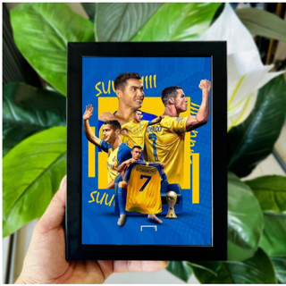 Tranh Poster Để Bàn Cầu Thủ Bóng Đá Cristiano Ronaldo (CR7) tráng gương đóng khung