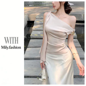 Milyfashion Thể Hiện Cơ Thể Pure Desire Nút Bướm Slanted Vai Streamer Áo Thun Mùa Hè Slim-fit Slimmer Nhìn Không Tay Top Phong Cách Mới XLQ2