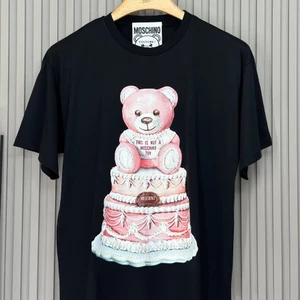 Áo Thun Ngắn Tay Unisex In Họa Tiết Gấu Bông Soft Cotton Cao Cấp Dáng Rộng