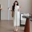 Đầm dài thanh lịch cho bà bầu mùa hè với thiết kế thời thượng của streamer