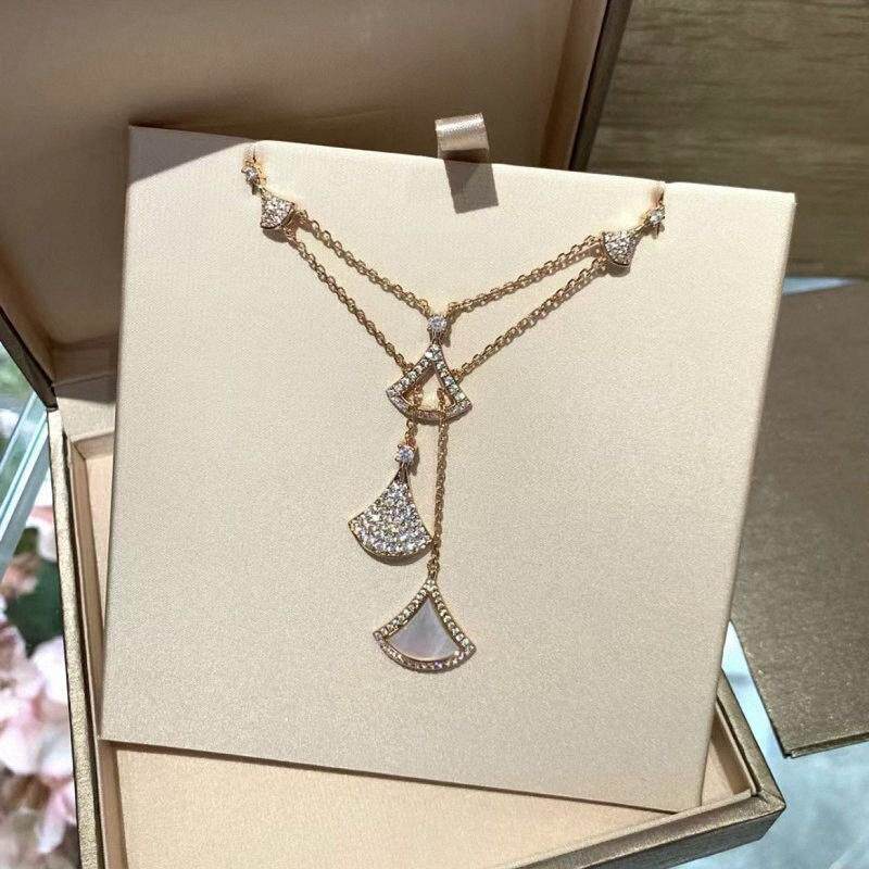 Thiết Kế Cá Nhân Đơn Giản Viền Váy Vòng Cổ Nữ Bữa Tối Hình Quạt Hồng Vàng Hai Lớp Full Kim Cương Xương Đòn Dây Chuyền 5.8