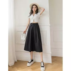 Quần ống rộng Drape Quần crop nữ mùa hè 2026 Phiên bản Hàn Quốc Phong cách mới chữ a eo cao Culottes Slimer Look dáng rộng Quần thường ngày