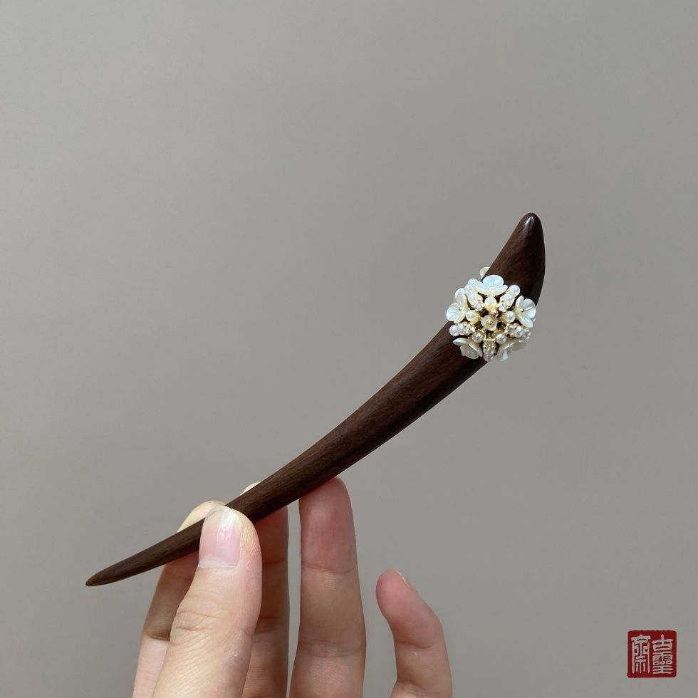 WHX-Hairpin 13cm {Hydrangea Gỗ} Kẹp Tóc Ngắn Thiết Kế Hai Mặt Thời Trang Phù Hợp Với Tất Cả Trận Đấu Kẹp Tóc Gỗ Đàn Hương Chính Hãng Tinh Tế