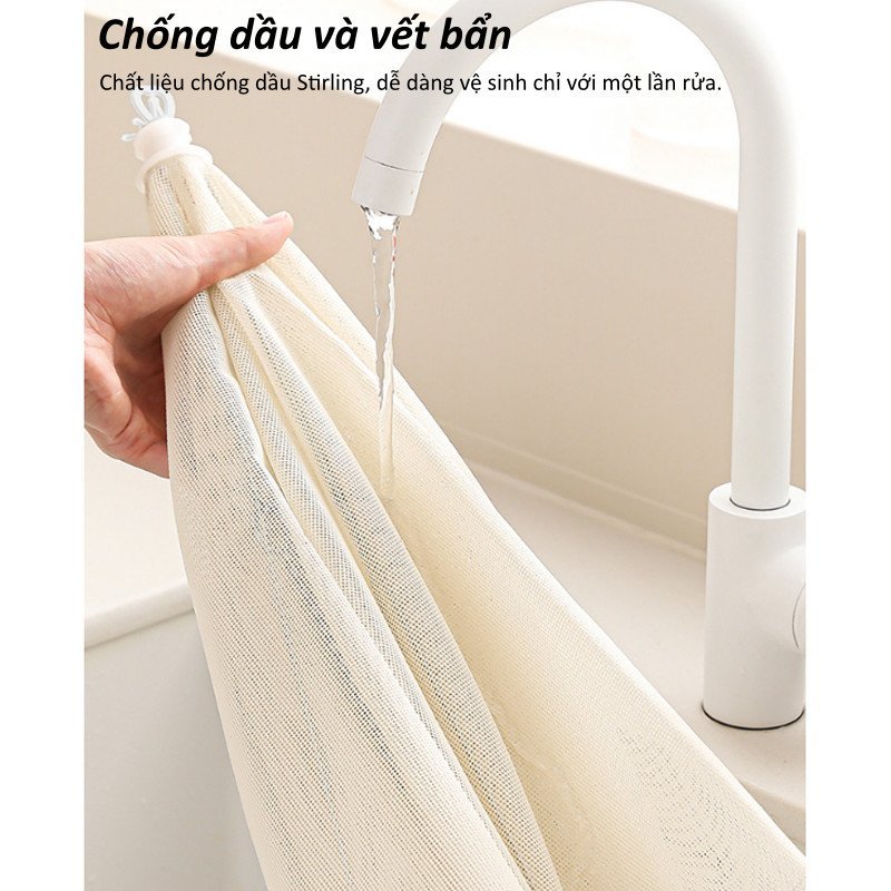 Nắp đậy thực phẩm gấp gọn, thoáng khí, làm từ PVC dễ lau chùi, có hình tròn và hình vuông, giúp bảo vệ thực phẩm.