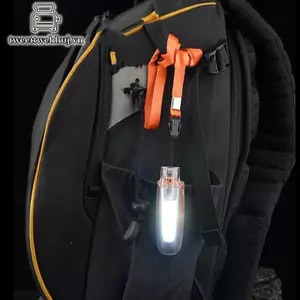 Nhíp cắm trại ngoài trời với còi cứu hộ và đèn LED sạc mini điều chỉnh 3 tốc độ
