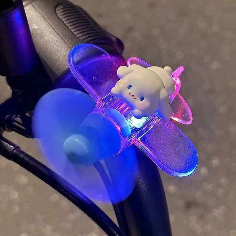 Mini Phát Sáng Máy Bay Đồ Chơi Dễ Thương Đèn LED Máy Bay Trang Trí Cho Ô Tô Xe Máy Mũ Bảo Hiểm 2026 Nóng Đa Năng Nội Thất Trang Trí