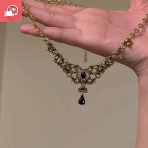 Tính khí cổ điển mới phong cách Trung Quốc giọt nước rỗng mặt dây chuyền màu đen công nghiệp nặng niche và vòng cổ nữ cá tính