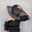 Nhật Bản Gothic Lông Vũ Quạt Retro Đen Trắng Ren Gấp Quạt Sườn Xám Sàn Catwalk Quạt Cổ KQAK