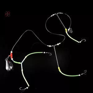 Phụ kiện câu cá bao gồm móc câu, dây câu và thả chì - Đồ nghề câu cá biển đẹp
