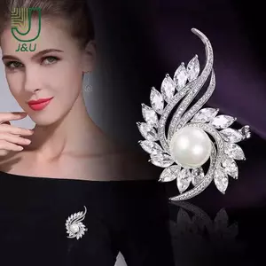 Trâm cài hoa kim cương giả và ngọc trai - Phụ kiện thời trang cho quần áo và làm quà tặng
