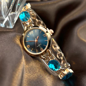 Đồng hồ đeo tay thạch anh trái tim biển sâu Diamond Light Luxury Nhiều khóa có thể điều chỉnh Đồng hồ 26.4.22