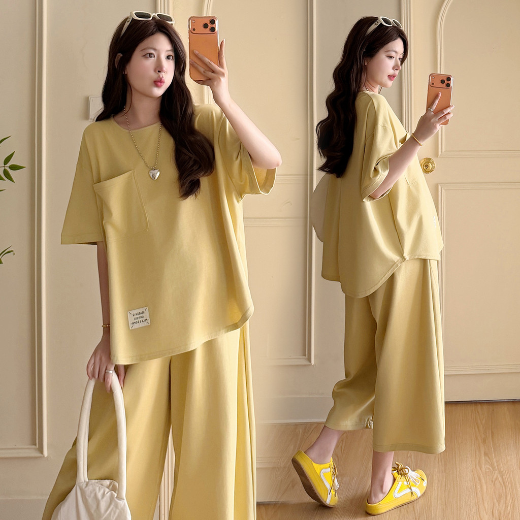 Bộ đồ bà bầu hai mảnh mùa hè mát mẻ, dáng rộng, áo cánh ngắn, quần ống rộng.