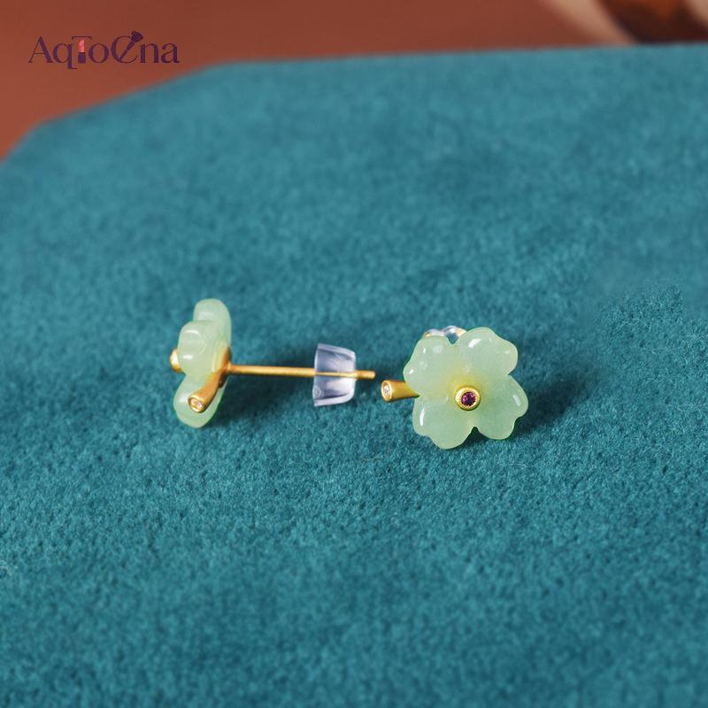 AqToCna Bông tai bé gái thiết kế retro, ngọc Hetian, hình cỏ bốn lá, tặng kèm