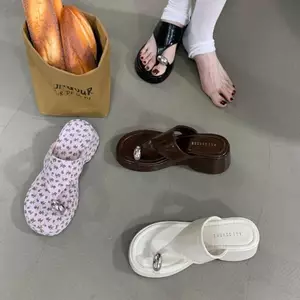 TT Nhỏ Dày Đế Dày Muffin Cover-Đĩa Nữ Mùa Hè 2026 Phong Cách Mới Tăng Flip-Flops