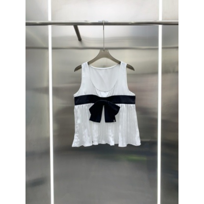 Áo Vest sọc đen trắng mới dành cho nữ