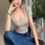 Ins Pure Desire Phong Cách Ngắn Tay Ôm Cổ Chữ U Đáy Áo Thun Ngắn Nữ Lộ Xương Đòn Thấp Tay Ngắn Top Nữ Hợp Thời Trang26042806