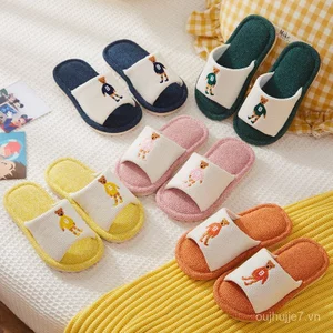 Mới Bốn Mùa Vải Lanh Dép Trẻ Em Hoạt Hình Đơn Giản Dễ Thương Bé Trai Bé Gái Sử Dụng Tại Nhà Chống Trơn Trượt Hút Mồ Hôi