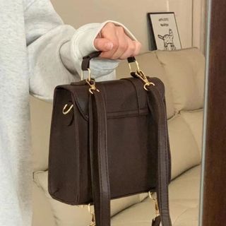 Ba lô khóa phong cách retro Mỹ