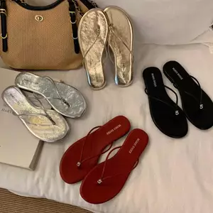 TT Châu Âu Mỹ Chính Hãng Da Flip-Flops Nữ Mùa Hè Flat Flip-Flops Dép Thoải Mái Phù Hợp Với Mọi Trận Đấu Được