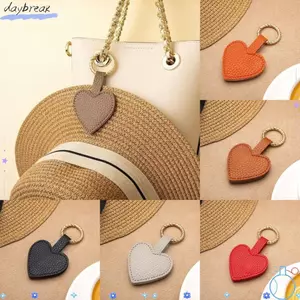 Kẹp mũ nam châm DAYBREAK, Kẹp giữ mũ đóng cửa từ tính bằng da PU, Thiết kế kẹp hình trái tim Túi du lịch Khóa túi xách đính kèm