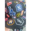 Mũ snapback MLB logo toàn bộ, đa màu sắc, phù hợp cho cả nam và nữ sử dụng ngoài trời.
