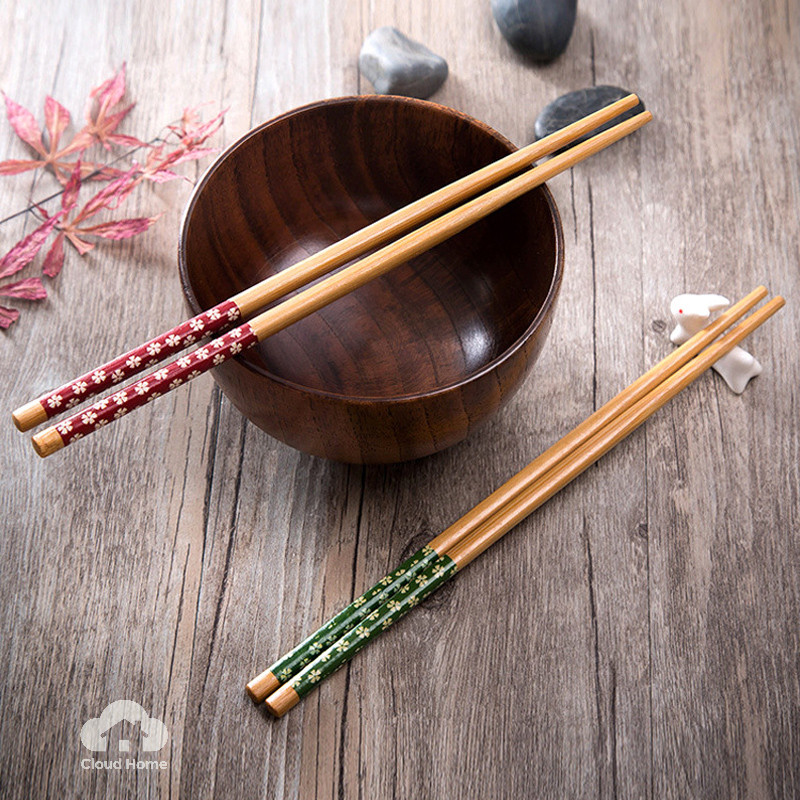 Đũa tre kiểu Nhật có hoa văn, dùng trong nhà bếp, thích hợp để chiên rán.