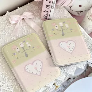 Gương gấp trái tim hồng đồng hồ gương trang điểm nữ tính xinh