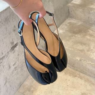 26 Phong Cách Mùa Xuân Sáng Bóng Pháp Mũi Nhọn Giày Sandal Mũi Đế Bằng