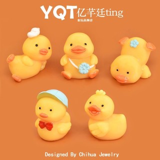 [NEW HOT ]Bộ 5 Vịt Vàng Cute Mini Trang Trí Taplo Ô Tô, Bàn Làm Việc, Bàn Học, Charm Dép Crocs Dễ Thương Hot Trend