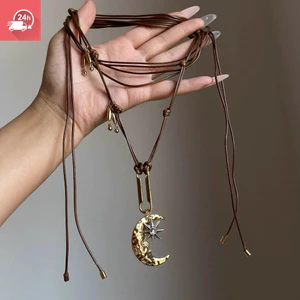 Mặt Dây Chuyền Ngôi Sao Hình Lưỡi Liềm Bạc Vàng - Phong Cách Cá Tính