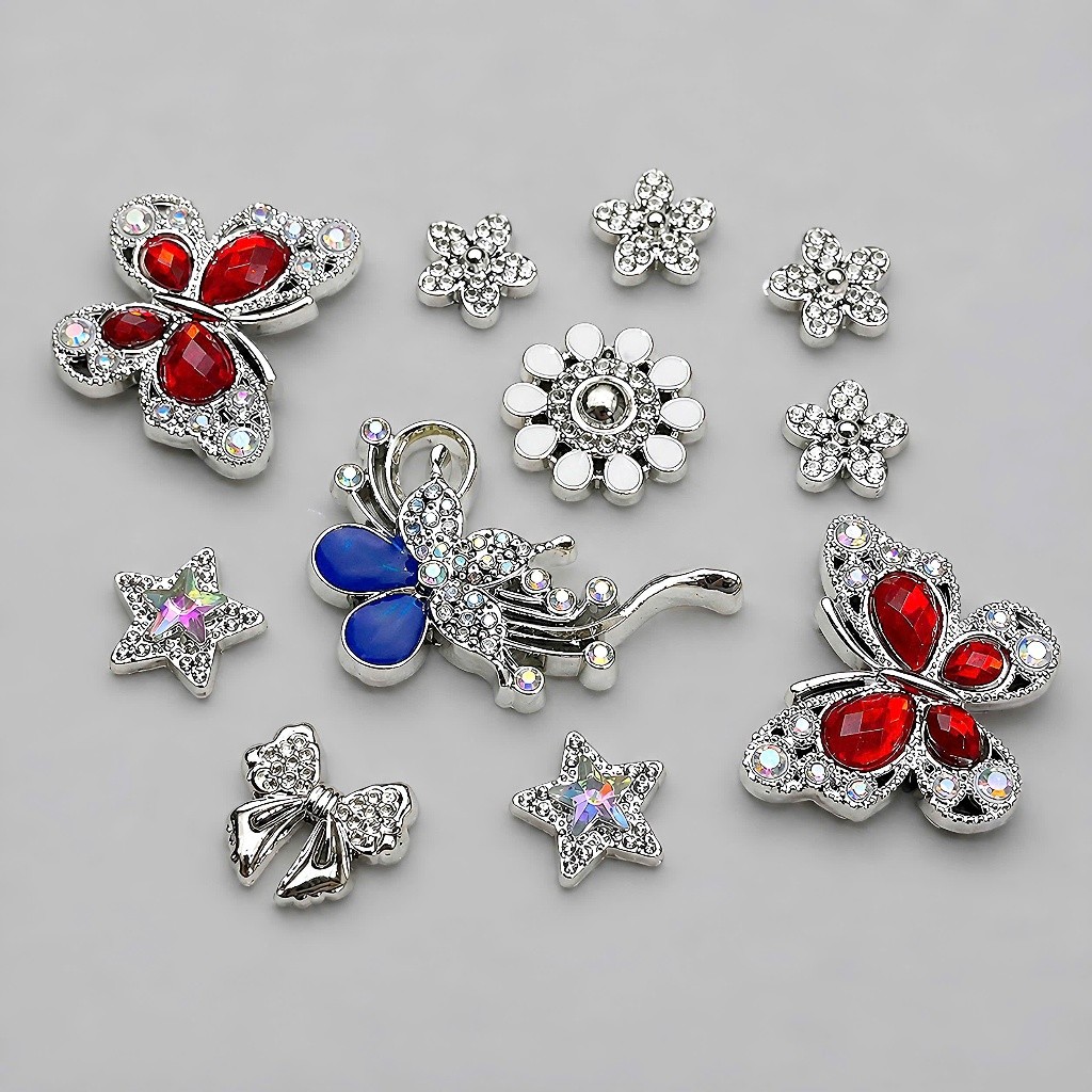 Set Charm Dép Crocs Bướm Đá Đen Cao Cấp Luxury Mix Goodluck Hoa Sao Trái Tim Phong Cách Sang Trọng Cool Ngầu 2026