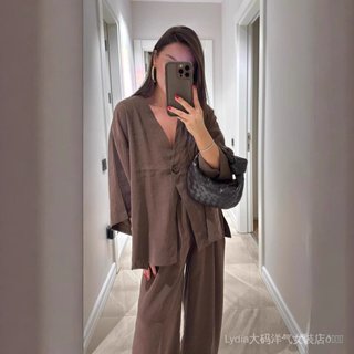 [Giảm giá trong thời gian có hạn] Seckill Quần áo nữ chất lượng cao thời trang cỡ lớn 26 Bộ đồ nữ cổ chữ V Một nút dáng rộng Quần dài tay cạp cao hai mảnh Phong cách kỳ nghỉ phong cách cổ điển