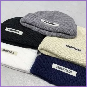 SQ11 Chữ Cái Essentials Mũ Beanie Dành Cho Nam Nữ Mũ Đan Mũ Len Cho Trẻ Em Phong Cách Thường Ngày Unisex Tất Cả Trận Đấu Thời Trang Ra Ngoài