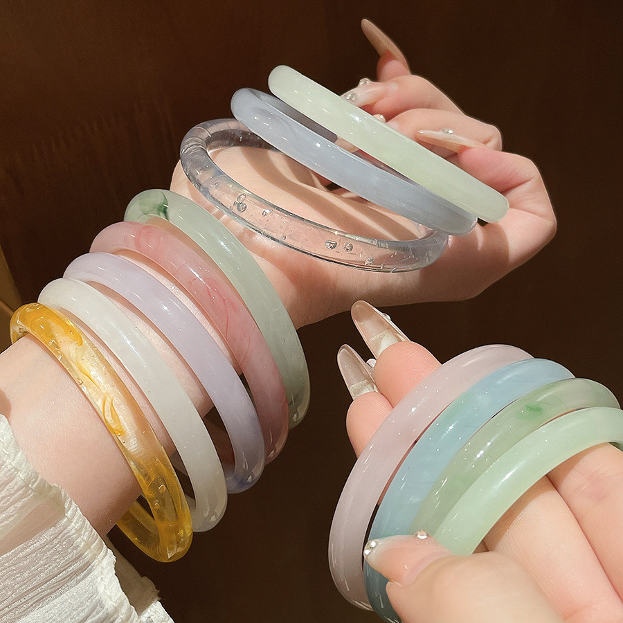 Vòng tay dải tròn gradient cao cấp, thiết kế độc đáo phù hợpwear mỗi ngày cho nữ