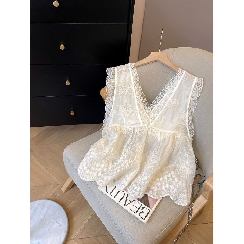 Áo sơ mi Pure Desire Style cổ chữ V với khâu móc ren, phong cách hiện đại cho phụ nữ